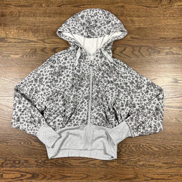 Athleta Hoodie Womens Small Gray Animal Print Full Zip Thumbholes Pullover Top - Picture 1 of 8